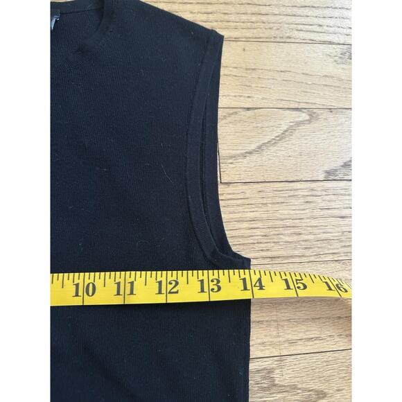 THEORY Briselle Prosecco black knit sleeveless peplum top fringed hem Small - Picture 7 of 7